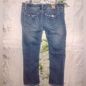 ($3Bundled) Low Rise Cropped Jeweled Jeans